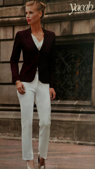Traje Nahum